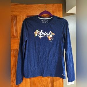 ✨️FREE with bundle of $10 or more✨️ Ariat Girls Longsleeve T-Shirt